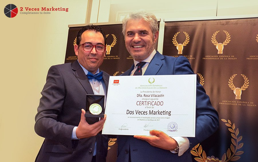 2 Veces Marketing recibe la “Medalla de Oro” de la Asociación Española de Profesionales de la Imagen